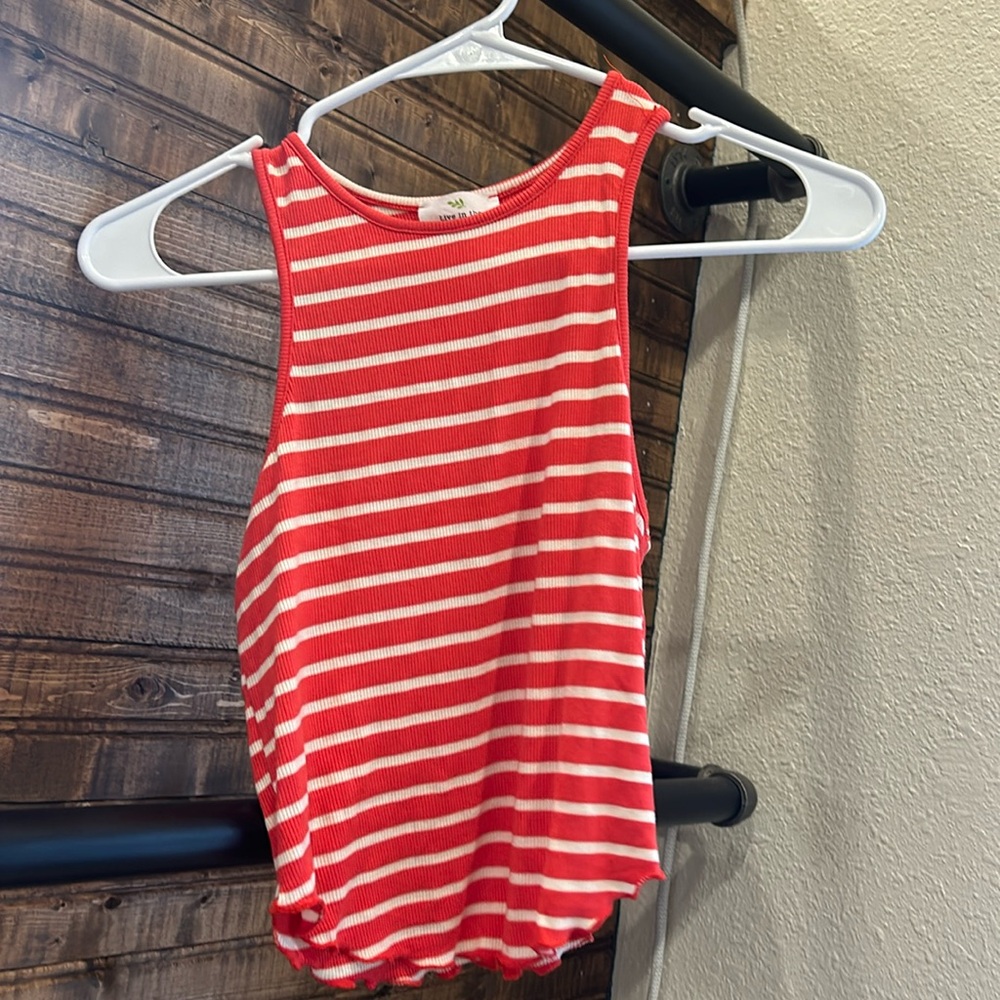Teens summer tank size small